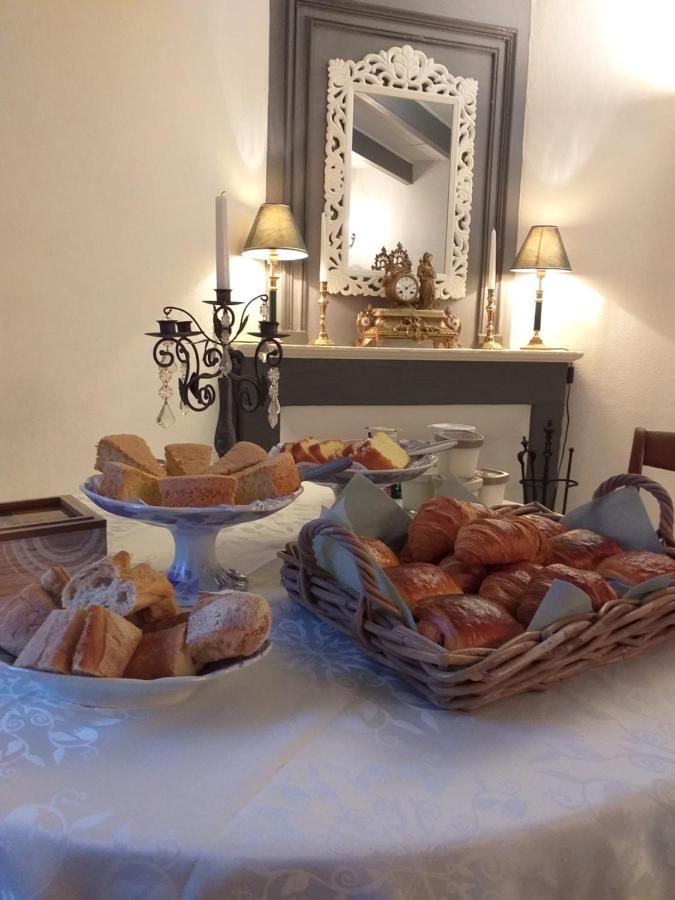 Montismaurelli Bed and Breakfast Montmoreau Exteriör bild